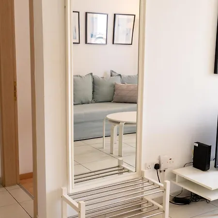 Blue Dawn Center Flat Lejlighed Larnaca