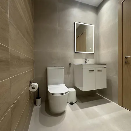 Blue Dawn Center Flat Apartamento Larnaca