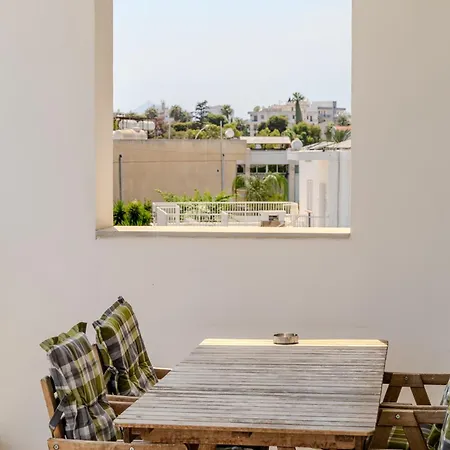 Blue Dawn Center Flat Larnaca