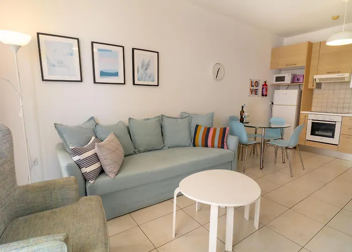 Blue Dawn Center Flat * Larnaca