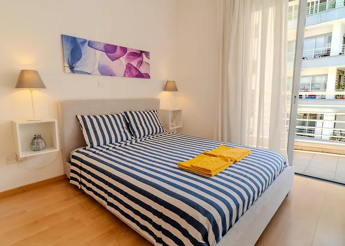 Blue Dawn Center Flat Apartment Larnaca