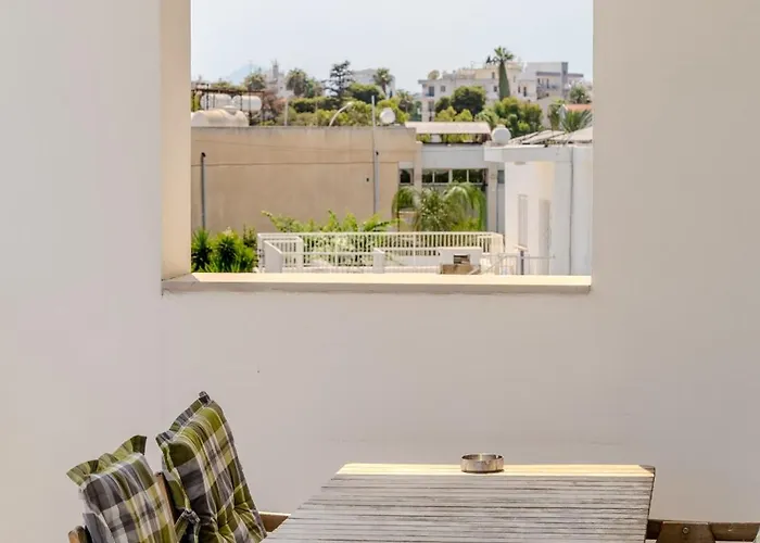 Blue Dawn Center Flat Larnaca