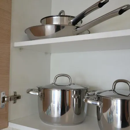 Blue Dawn Center Flat לרנקה